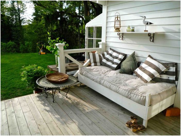 23 идеи за външен монтаж удобни дивани
