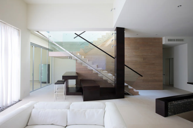 Интериор на къща в стил на минимализъм