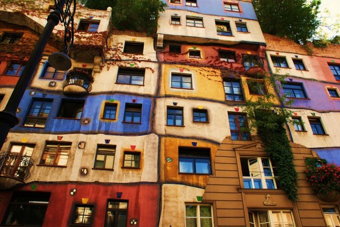 15 от най-колоритните сгради в света