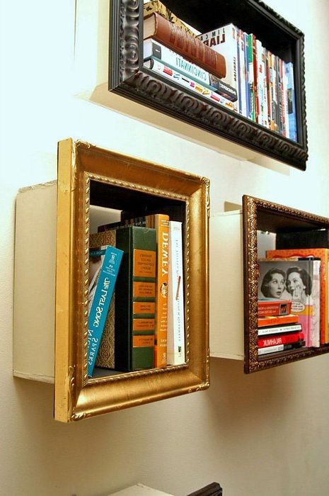 Къде мога да намеря място за книги в малък апартамент: 17 интересни идеи за организиране на пространството