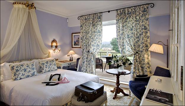 Bedroom + Boudoir-555-4