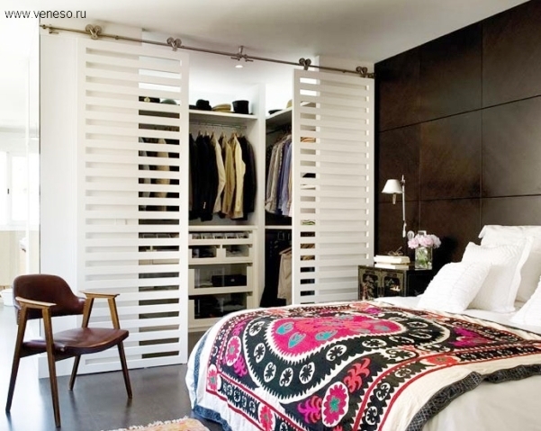 How- to- equip- a -dressing -room -in- a -small- bedroom-1