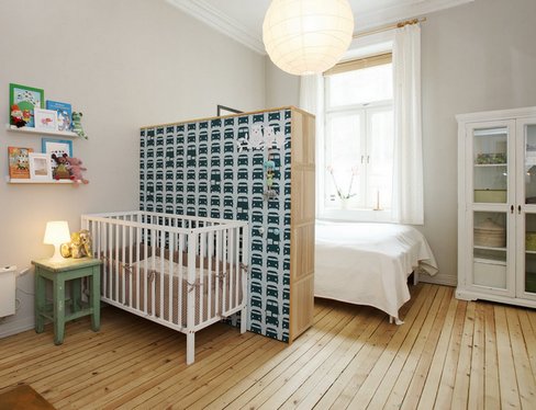 Parent- bedroom + children's- room-888