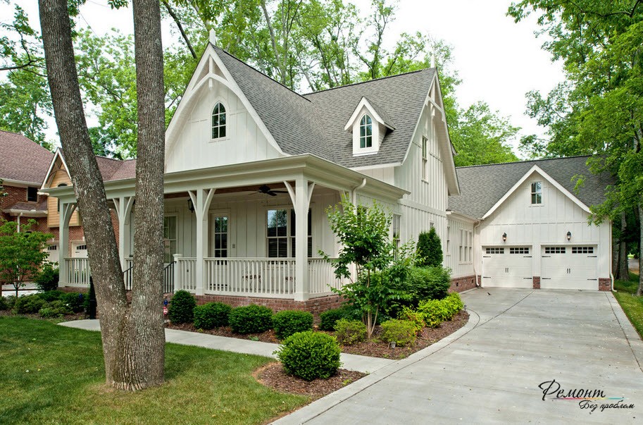 Къща с гараж: стилен и модерен дизайн, външна декорация на снимката