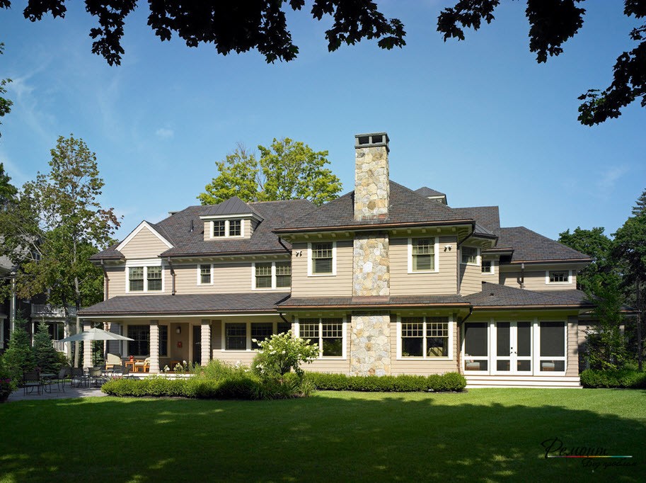 Луксозна къща в американски стил: фасадата и екстериорен дизайн, фото